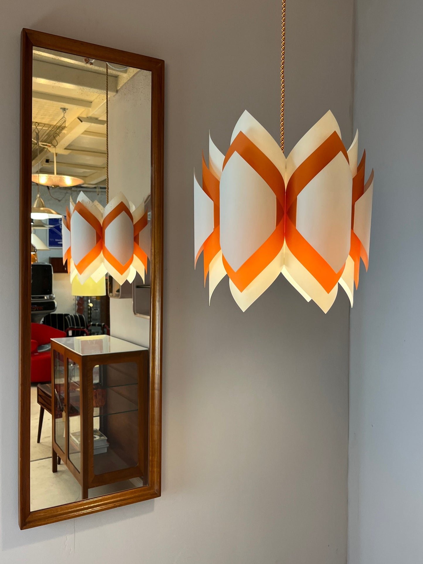 Vintage Hängelampe Ballet orange weiß von Lars Schiøler für P.J. Høyrup