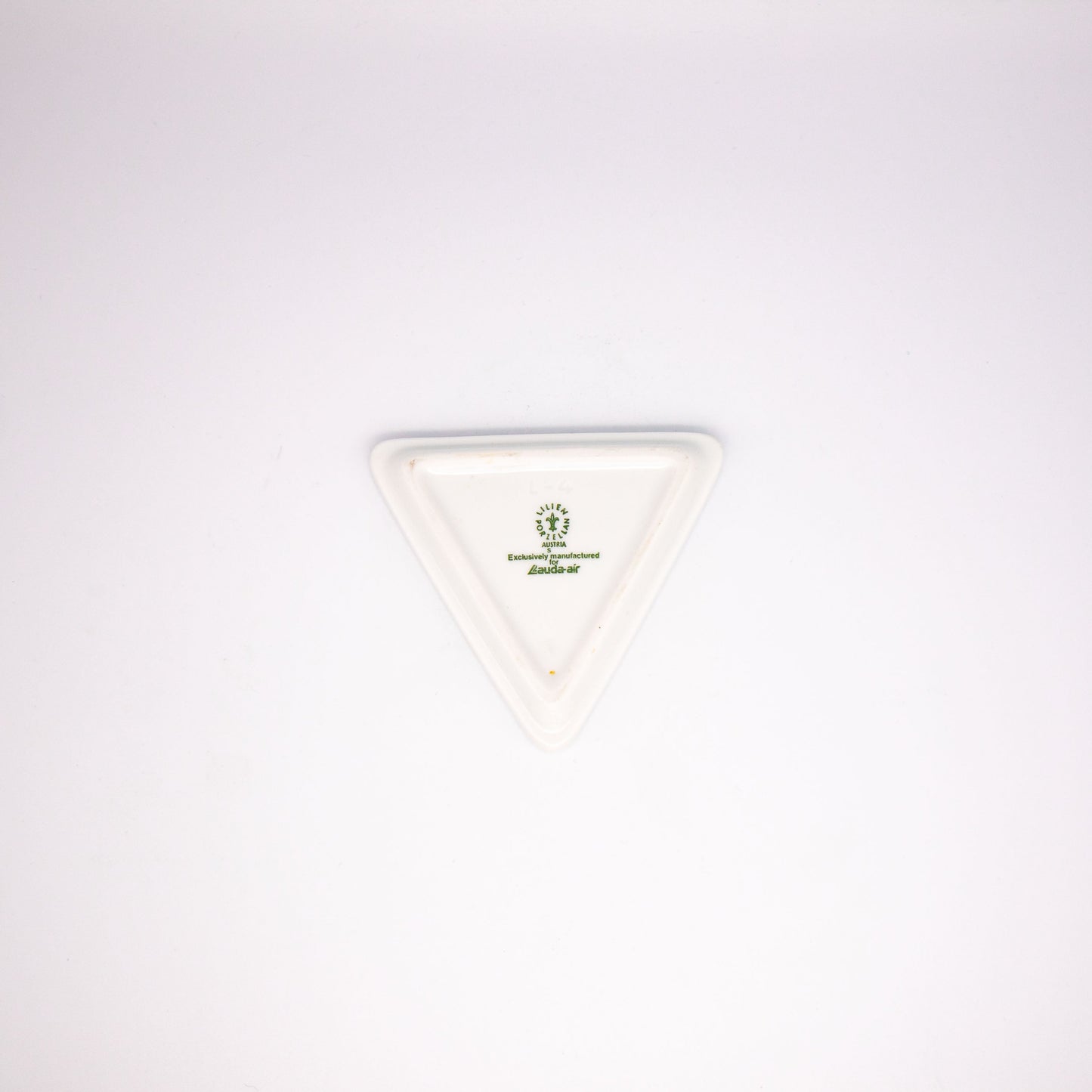 Vintage Schale Lauda Air von für Lilien Porzellan dreieckig gestuft