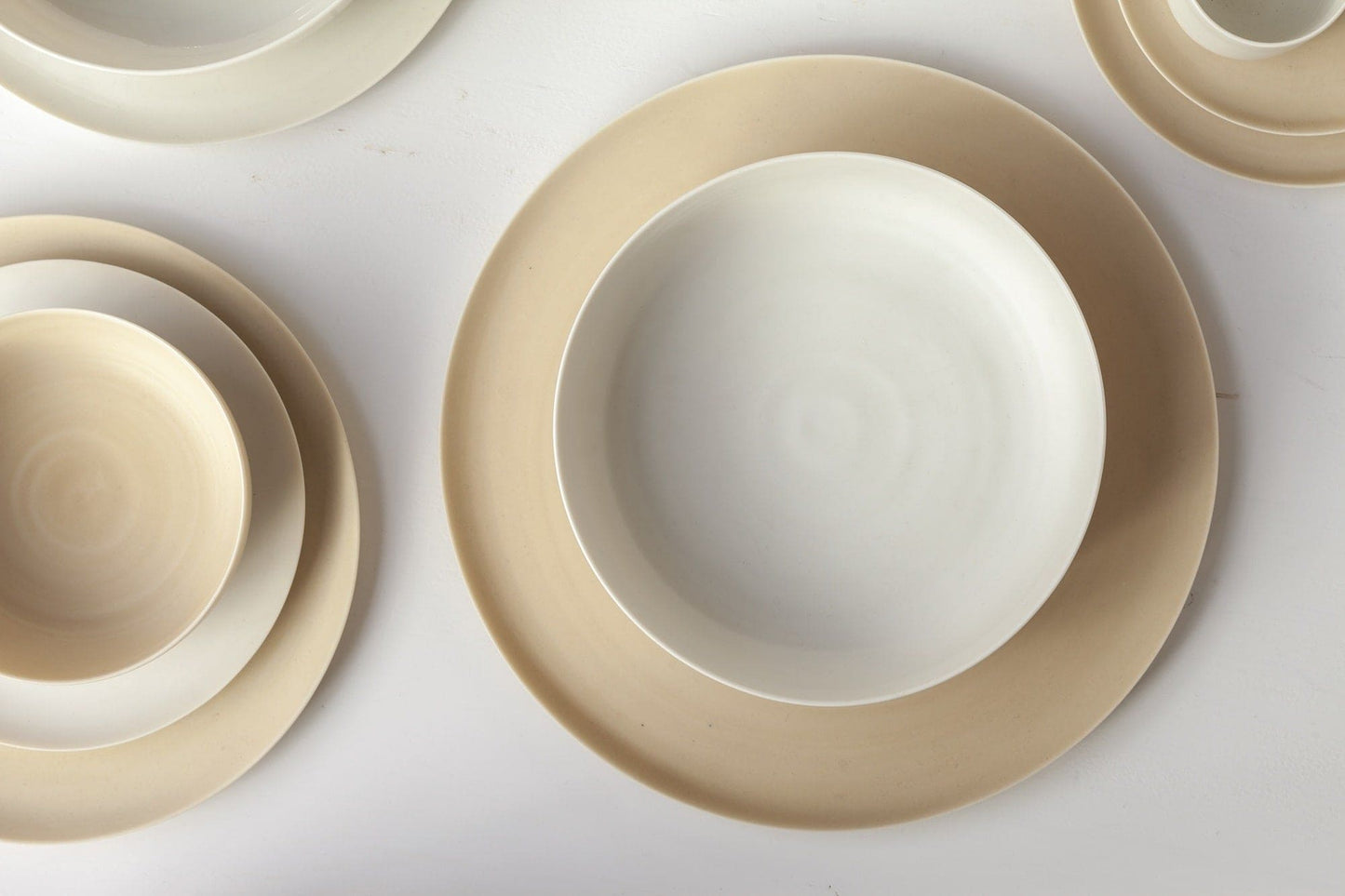 Vaisselle vintage KAYA Grand ensemble de 2 assiettes à dîner