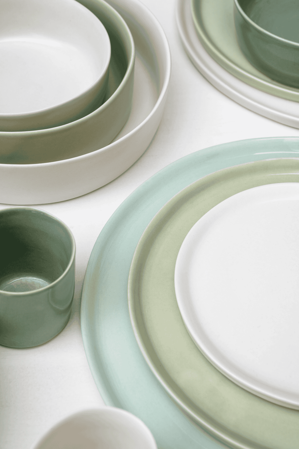 nouveau lot de 2 petites assiettes Maomi ELEPHANT FEET