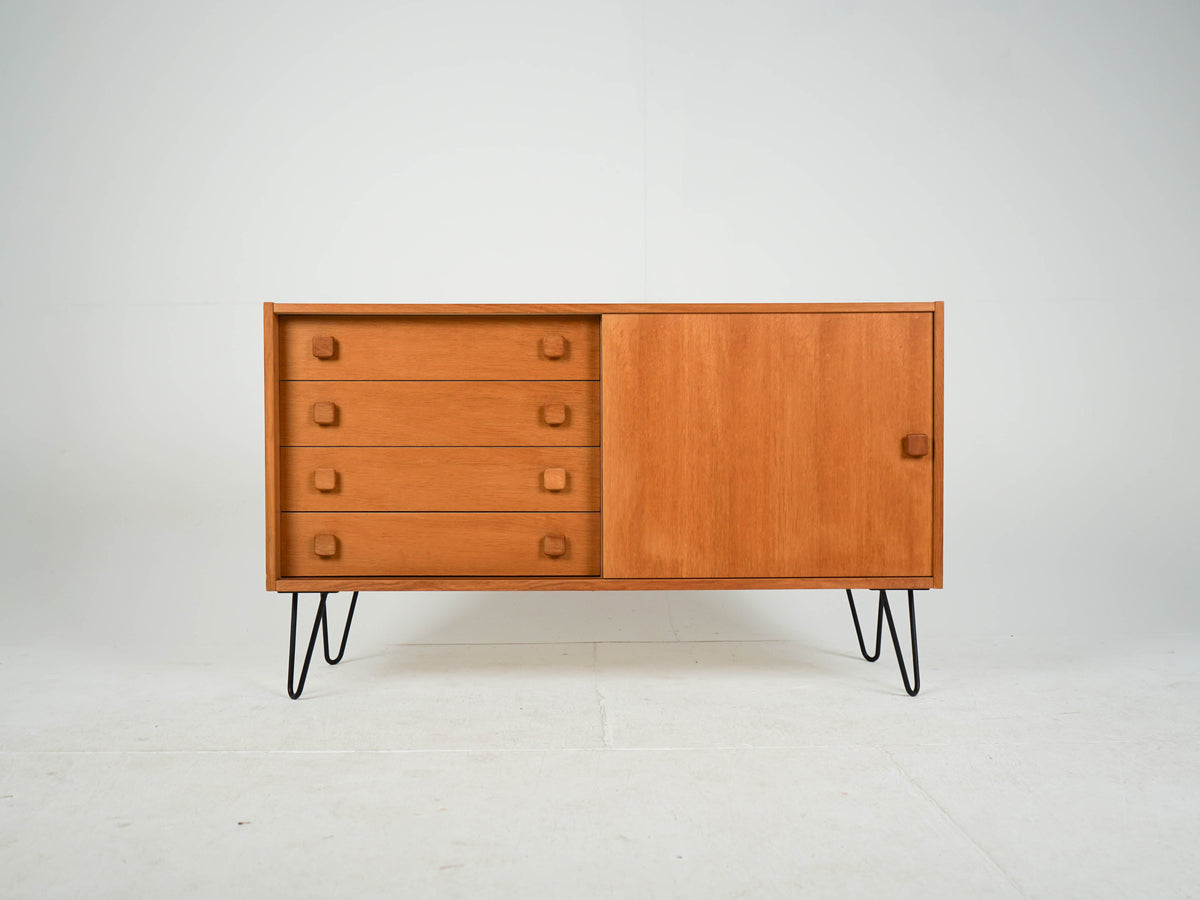 Vintage Sideboard Mid-Century 60er Jahre mit Metallbeinen