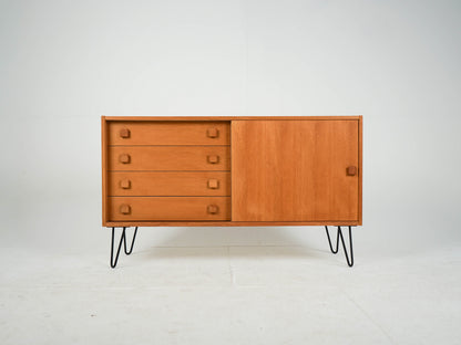 Vintage Sideboard Mid-Century 60er Jahre mit Metallbeinen