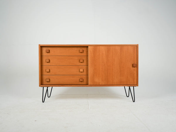 Vintage Sideboard Mid-Century 60er Jahre mit Metallbeinen