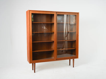 Vintage Teak Vitrine von Poul Hundevad