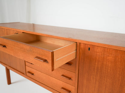 Vintage Sideboard aus Teak, Mid-Century