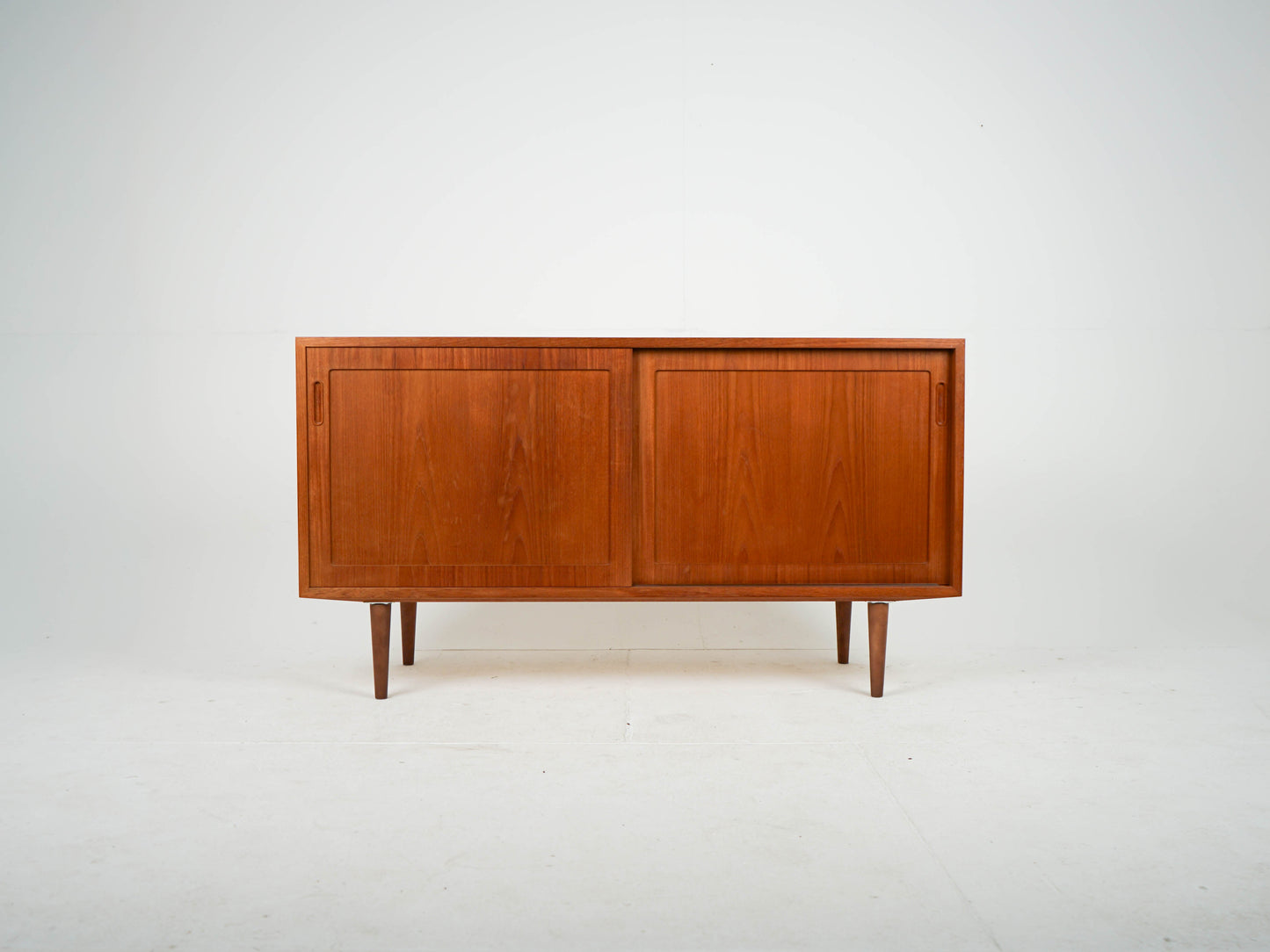 Vintage Teak Sideboard von Poul Hundevad