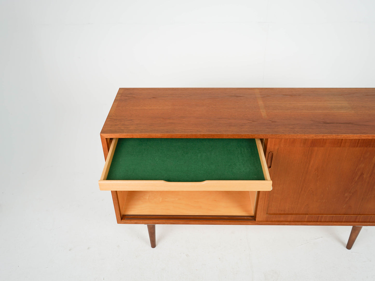 Vintage Teak Sideboard von Poul Hundevad