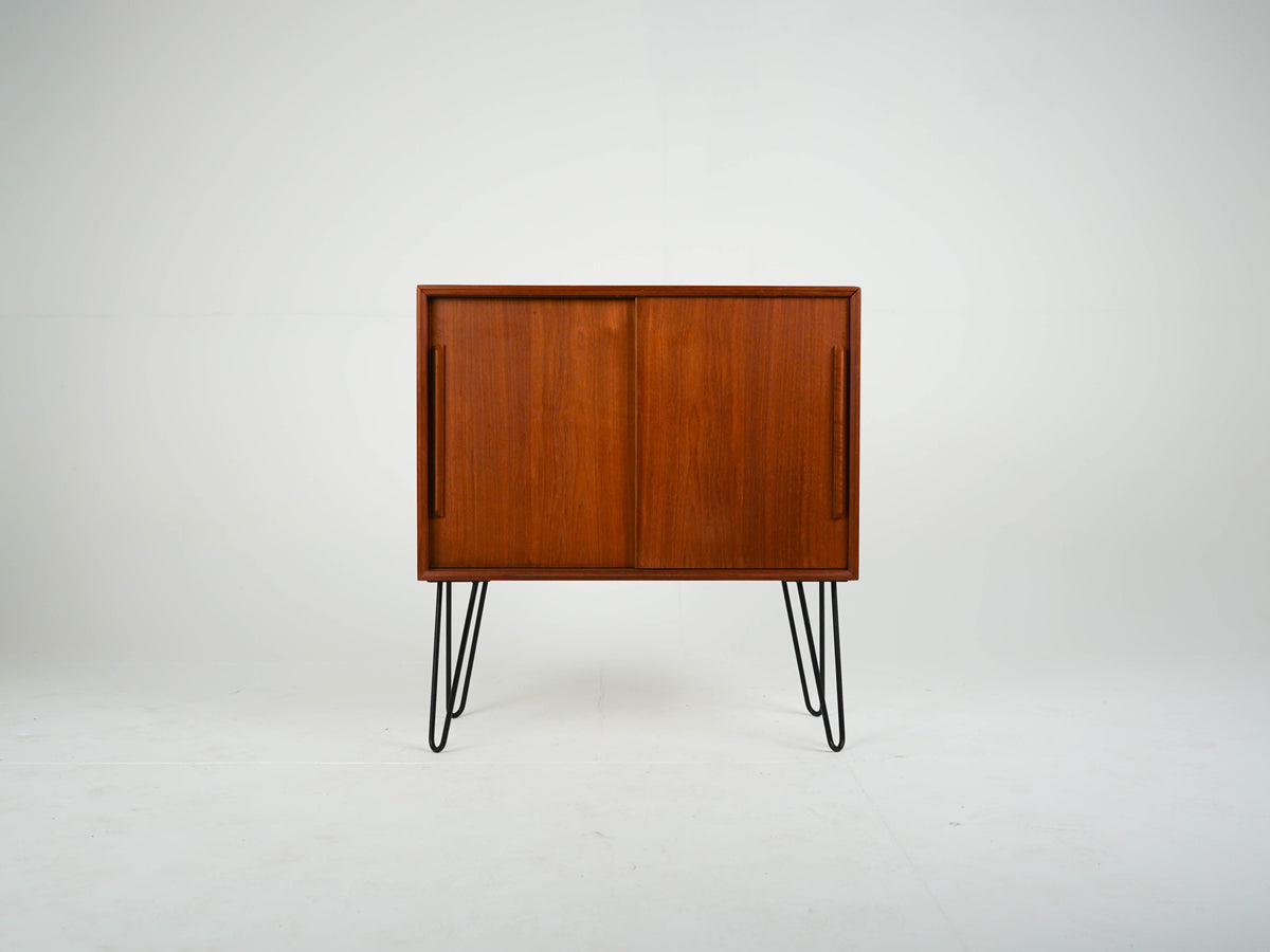 Vintage Sideboard Teak Mid-Century Modern
