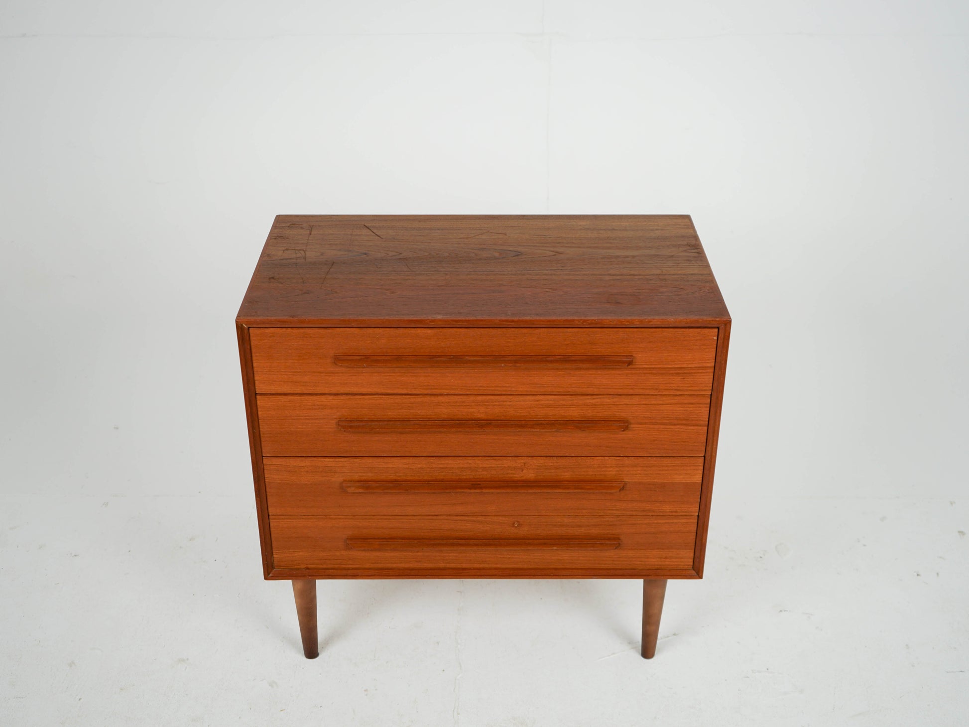 Vintage Teak Kommode