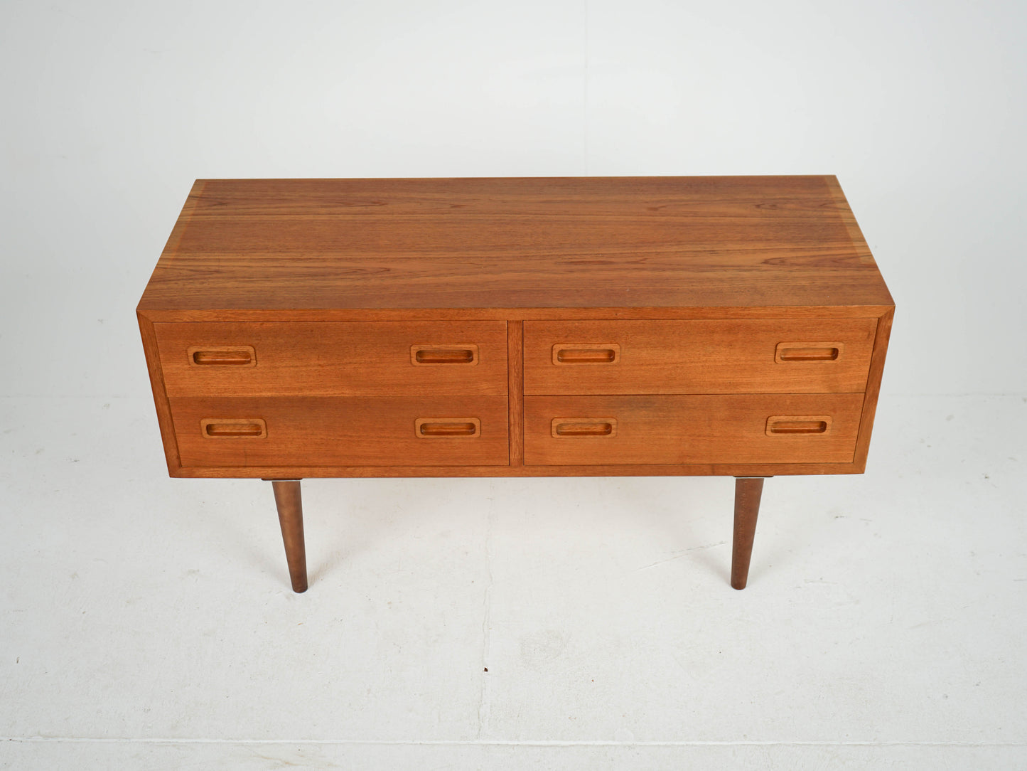 Vintage Teak Kommode von Poul Hundevad