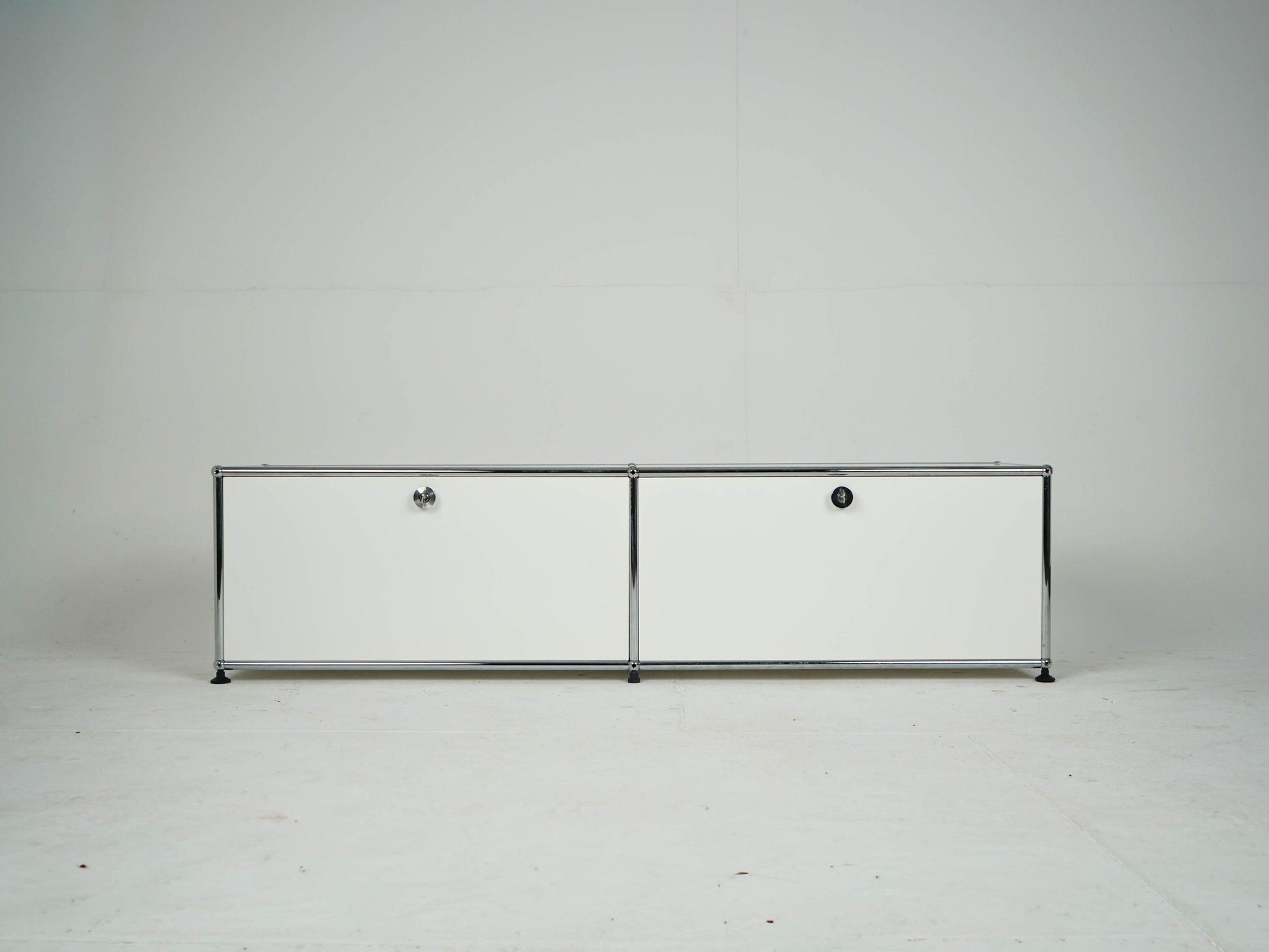 Vintage Sideboard USM Haller Reinweiß für USM Haller
