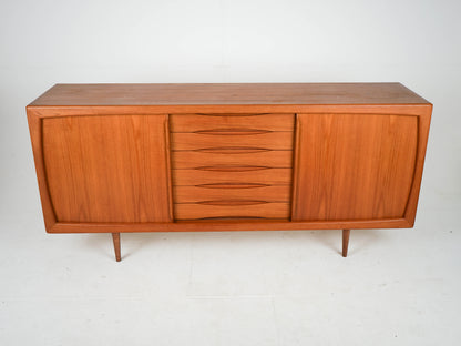 Vintage Sideboard von Dyrlund für Dyrlund Teak