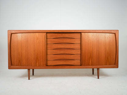 Vintage Sideboard von Dyrlund für Dyrlund Teak