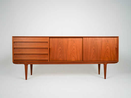Vintage Sideboard Modell #18 von Gunni Omann für Omann Jun, Teak