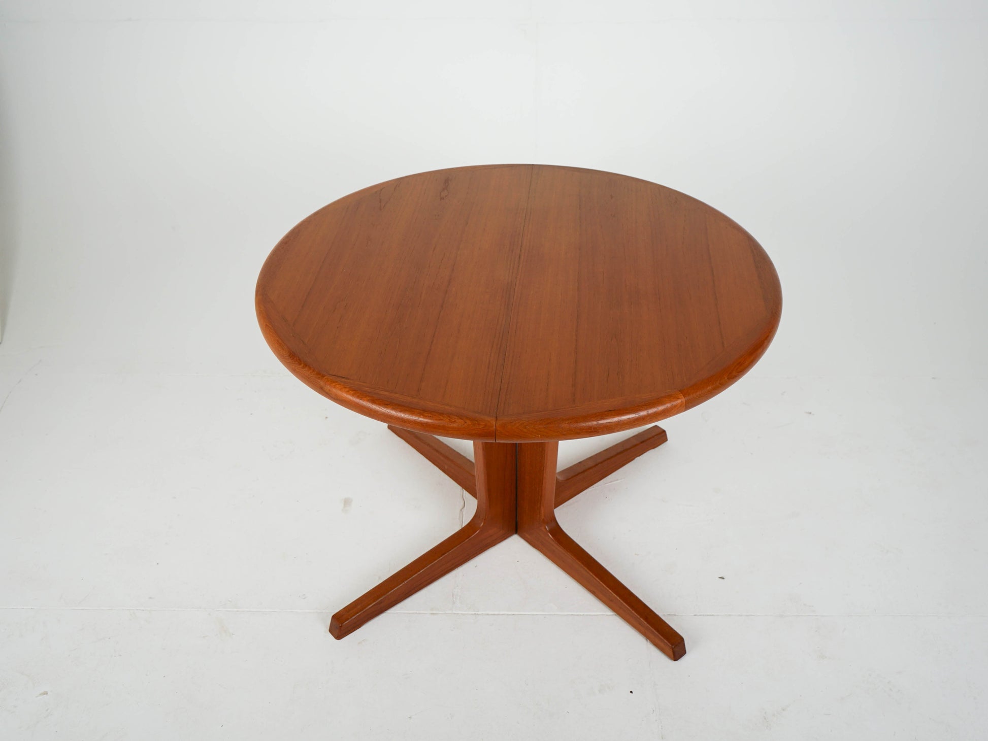 Vintage Esstisch Teak ausziehbar rund