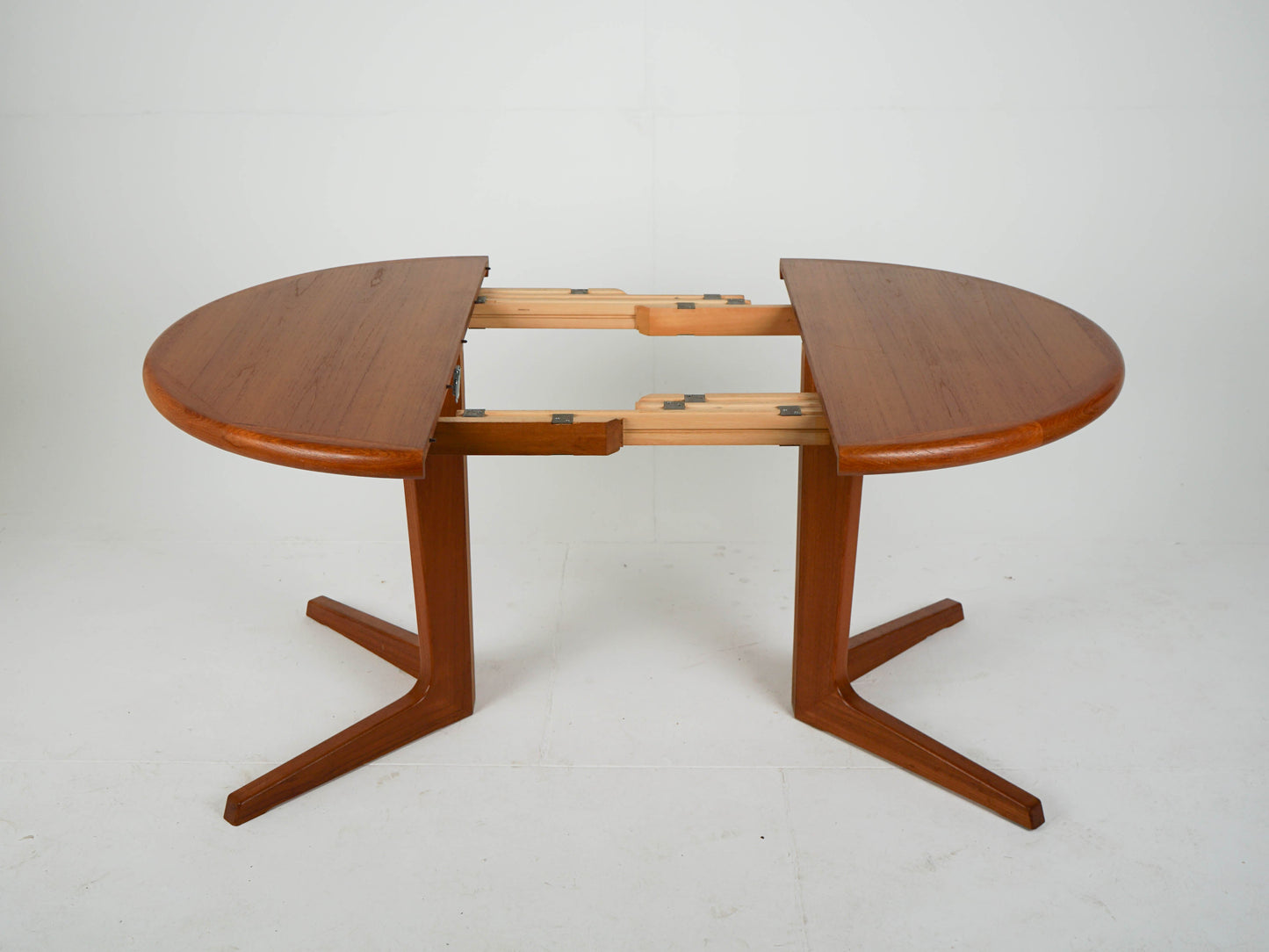 Vintage Esstisch Teak ausziehbar rund