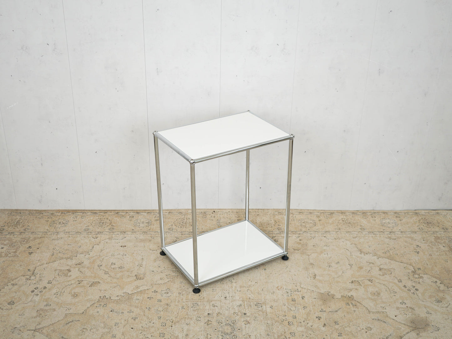USM Haller shelf pure white RAL 9010
