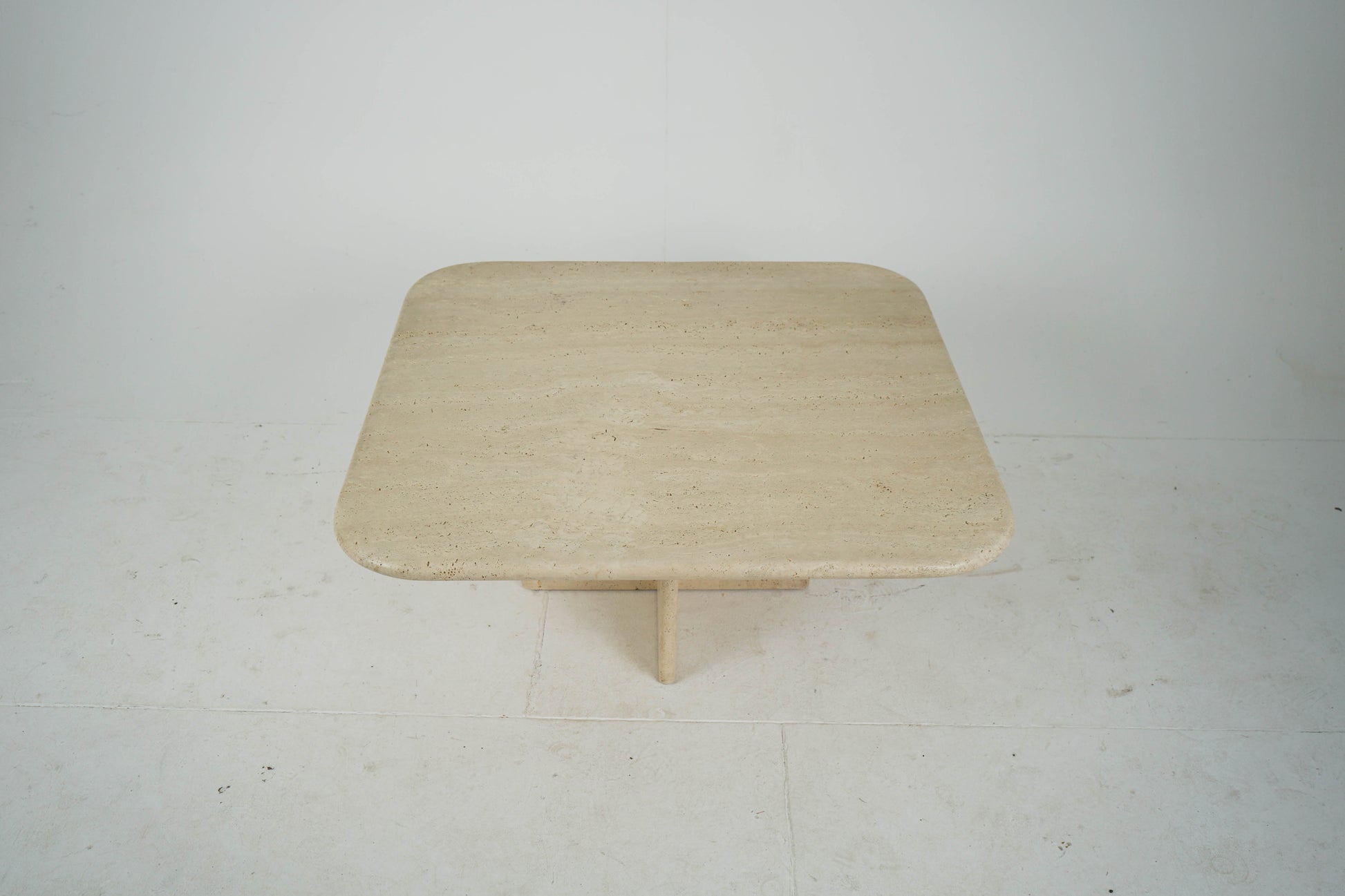 Vintage Couchtisch aus Travertin, italienisch, 80er
