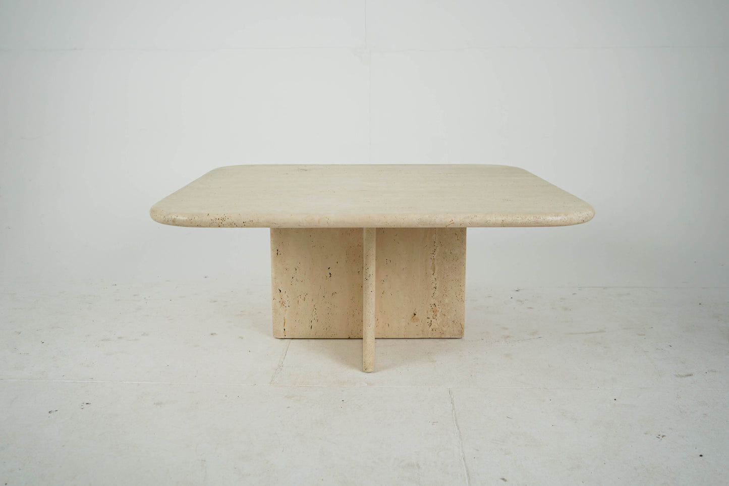 Vintage Couchtisch aus Travertin, italienisch, 80er
