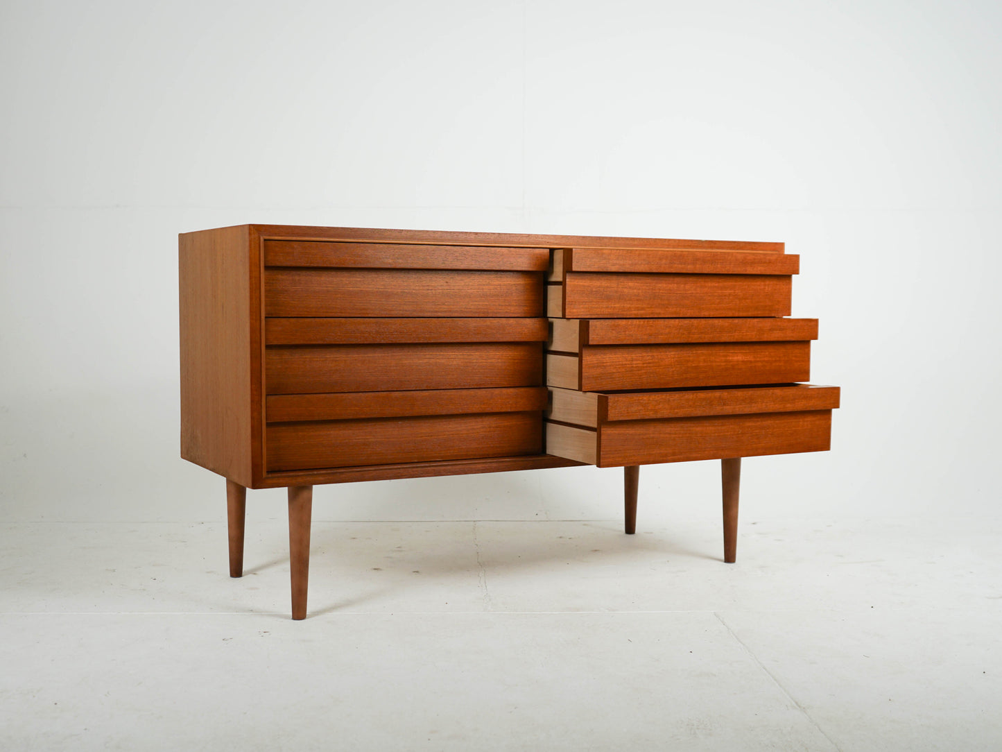 Vintage Kommode Teak Braun