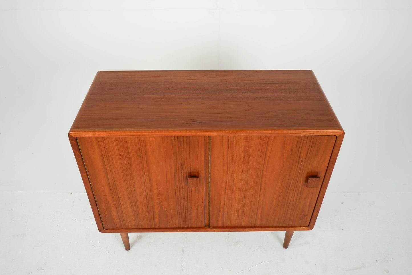Vintage Sideboard Vinylschrank Teak unique attribute