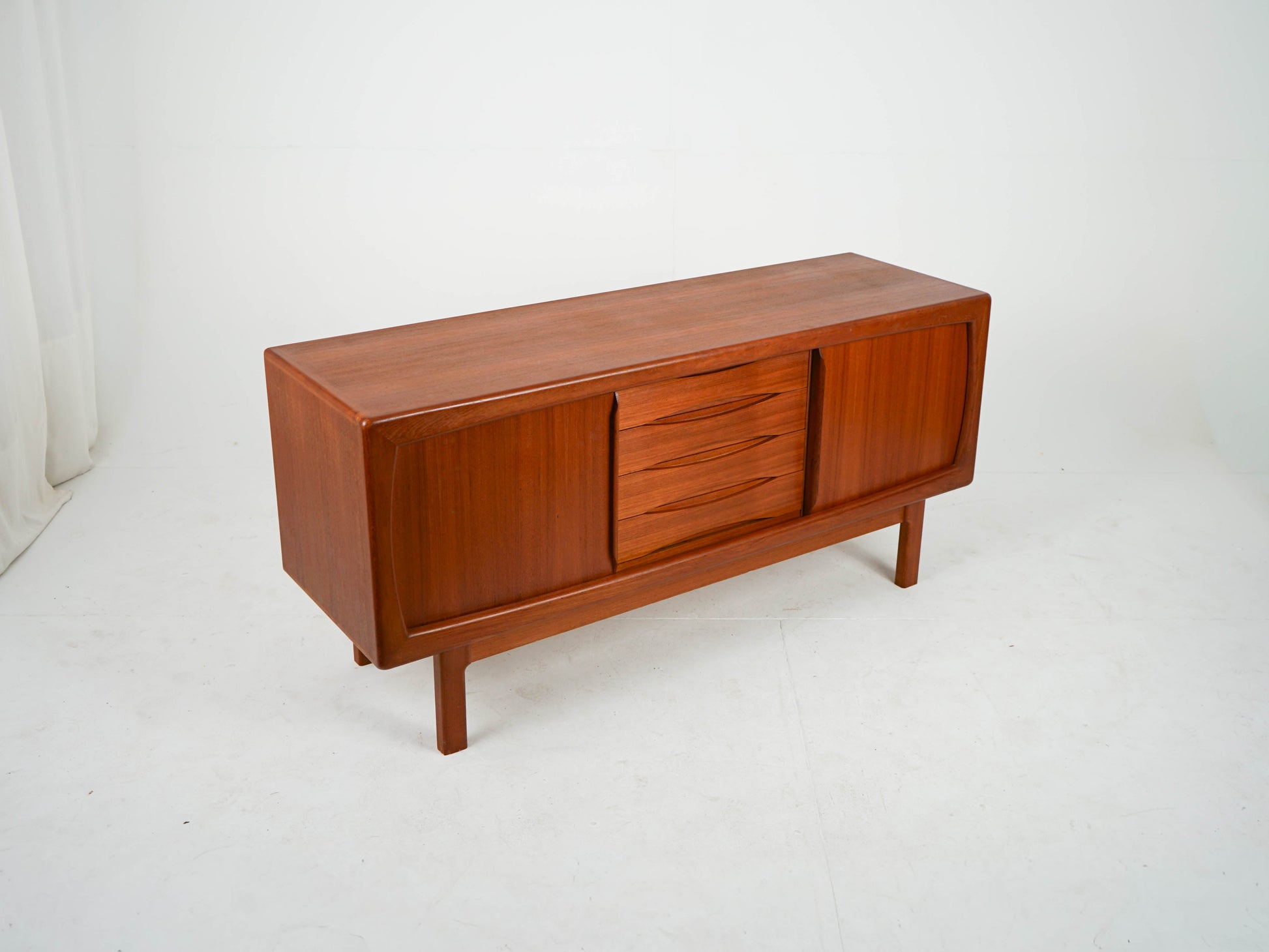Vintage Sideboard aus Teakholz, Mid-Century Modern