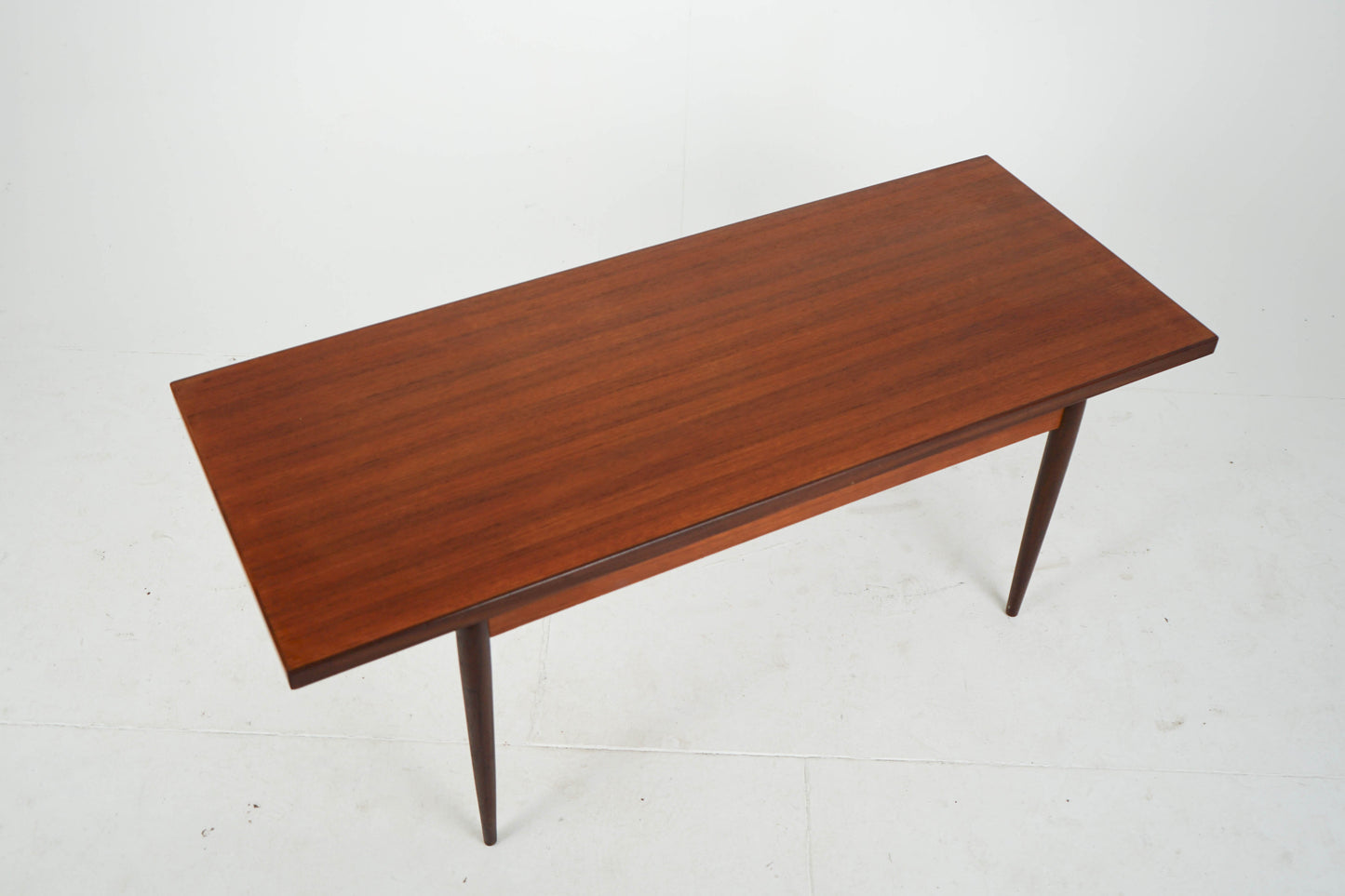 Vintage Couchtisch aus Teakholz Mid Century