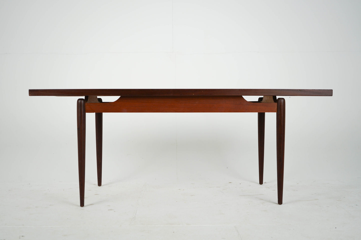 Vintage Couchtisch aus Teakholz Mid Century