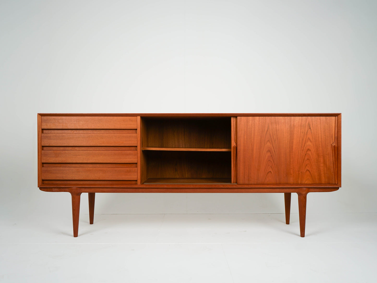 Vintage Sideboard Modell #18 von Gunni Omann für Omann Jun, Teak