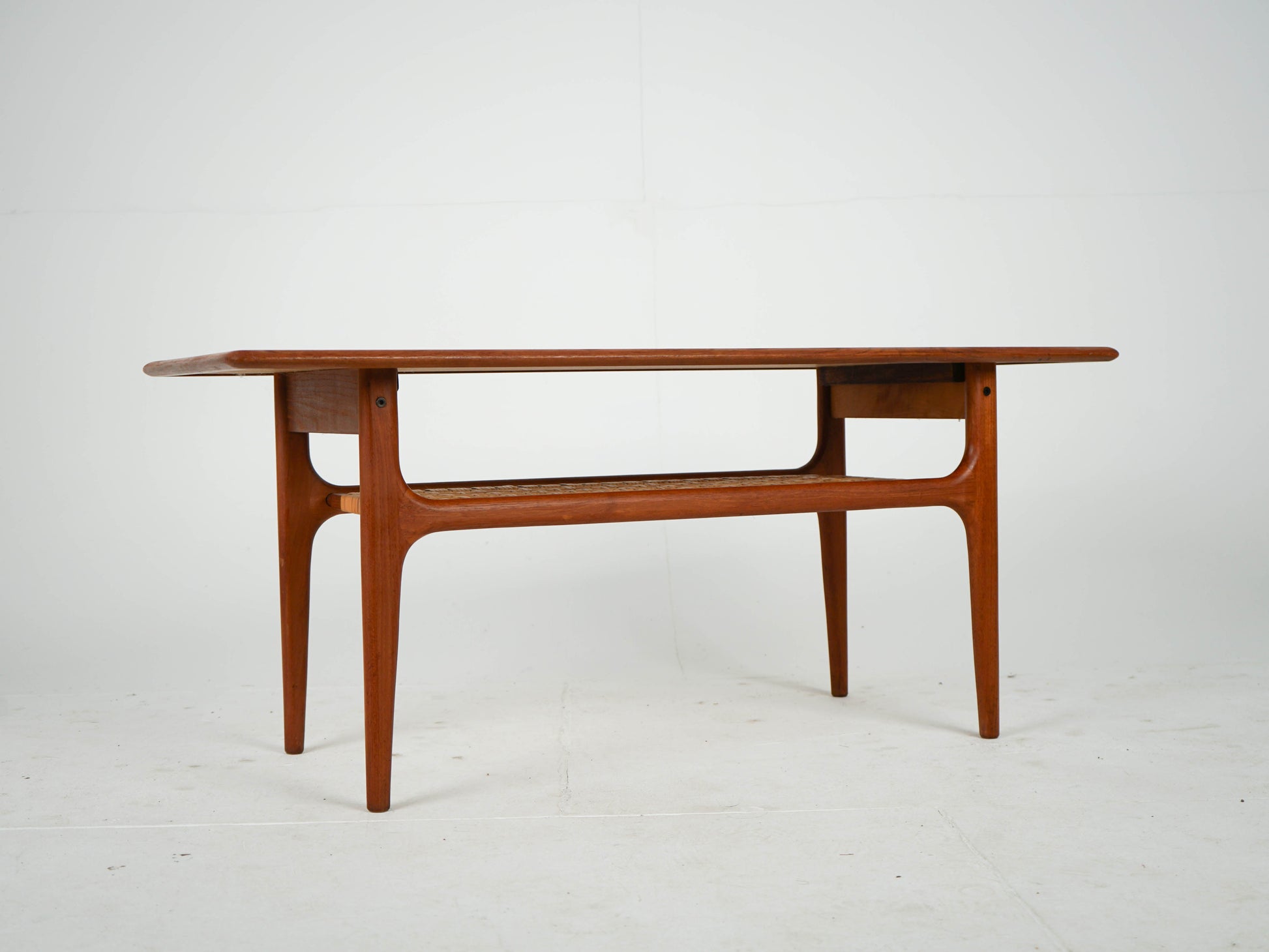 Vintage Couchtisch von Trioh Møbler für Trioh Møbler Teakholz warmes Braun