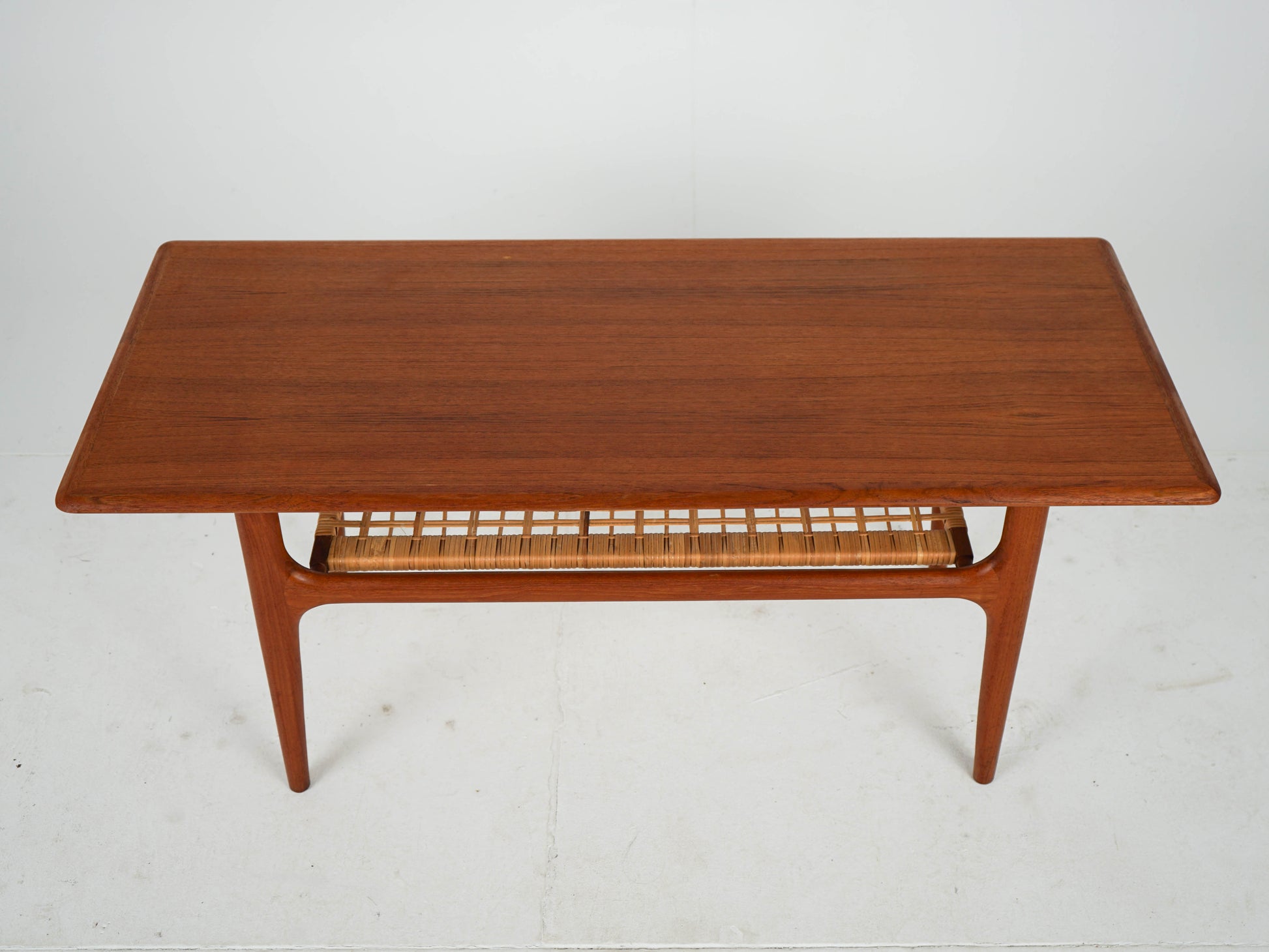 Vintage Couchtisch von Trioh Møbler für Trioh Møbler Teakholz warmes Braun