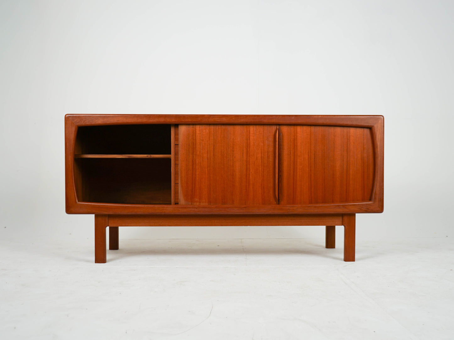 Vintage Sideboard aus Teakholz, Mid-Century Modern