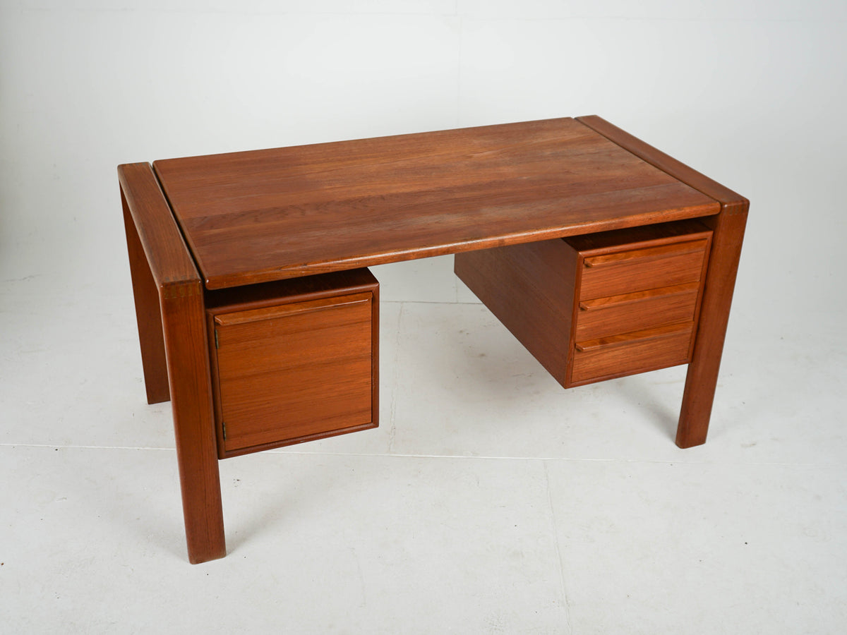 Vintage Teak Schreibtisch warmes Braun