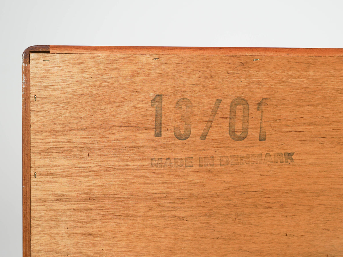 Vintage Sideboard aus Teakholz, Mid-Century Modern