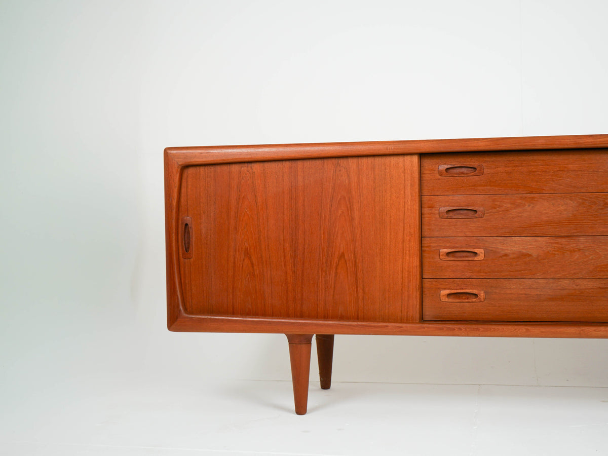 Vintage Sideboard von HP Hansen aus Teakholz