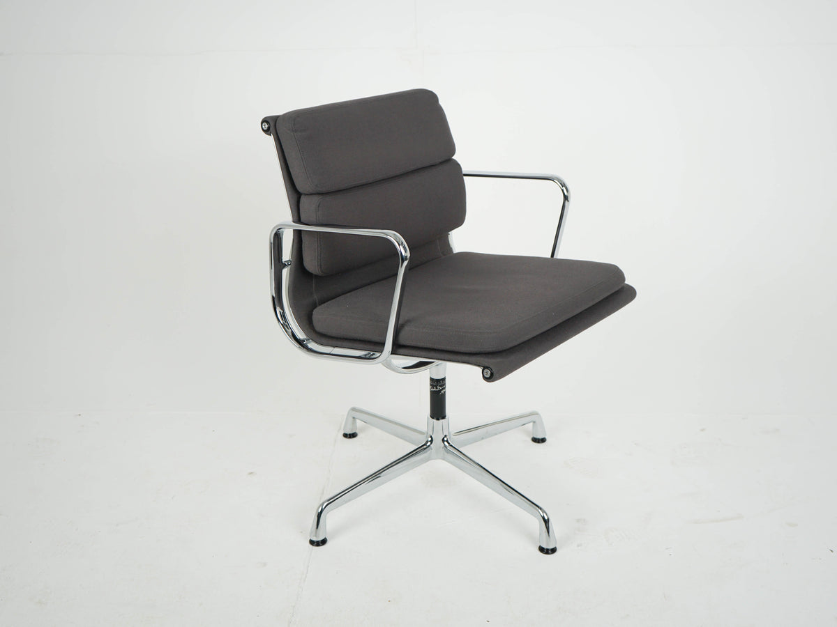 Vintage Stuhl EA208 Soft Pad von Charles und Ray Eames für Vitra Grau, Chrom