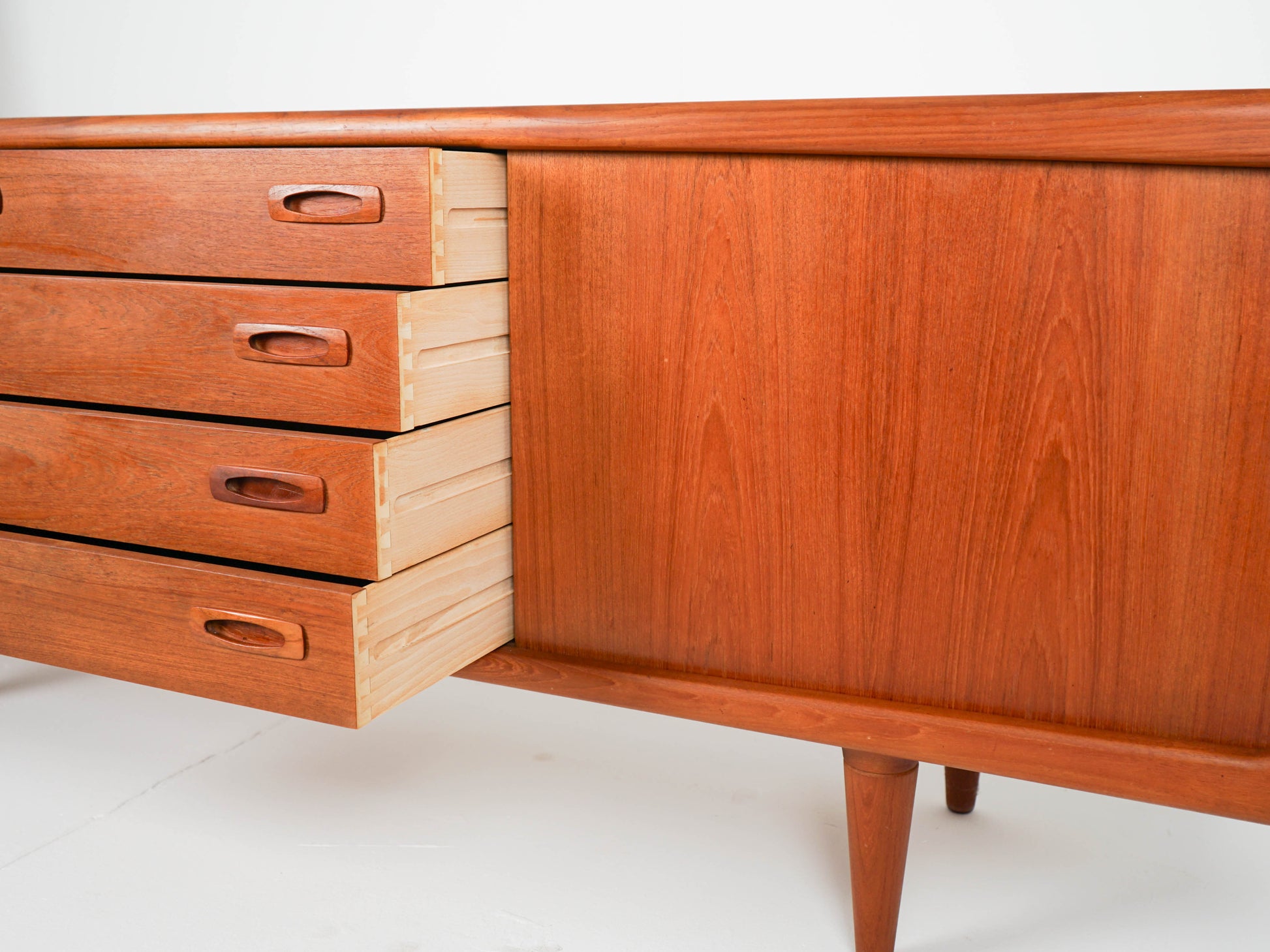 Vintage Sideboard von HP Hansen aus Teakholz