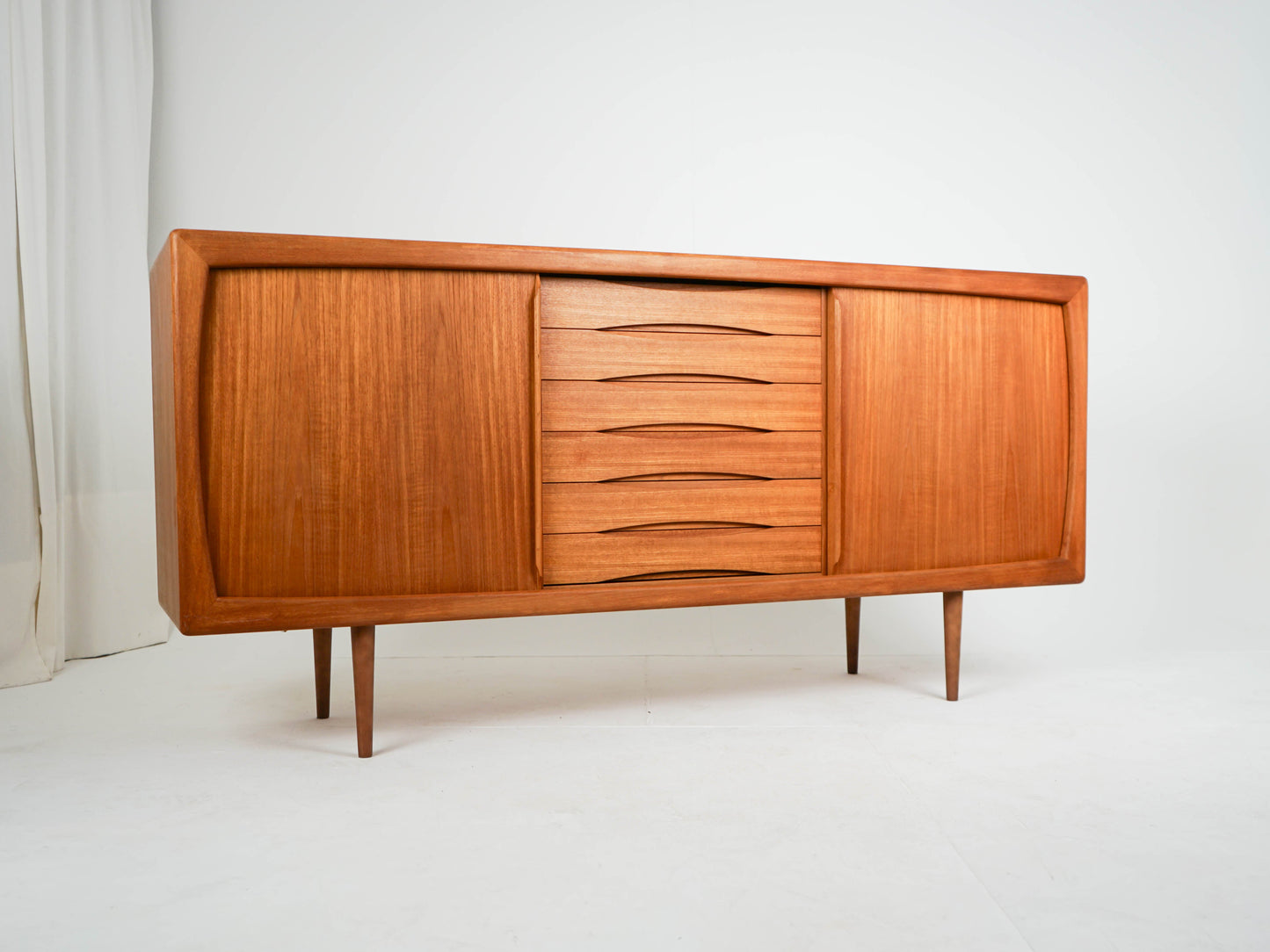 Vintage Sideboard Dyrlund aus Teak