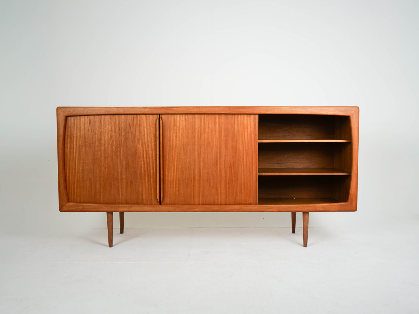 Vintage Sideboard Dyrlund aus Teak