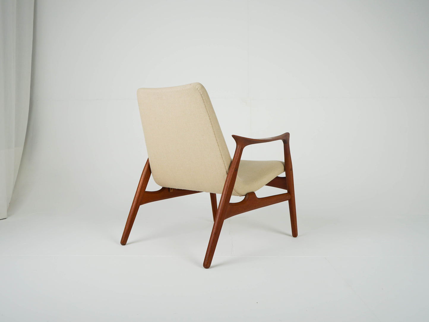 Vintage Lounge Chair Model 240 von Arne Hovmand-Olsen für Mogens Kold