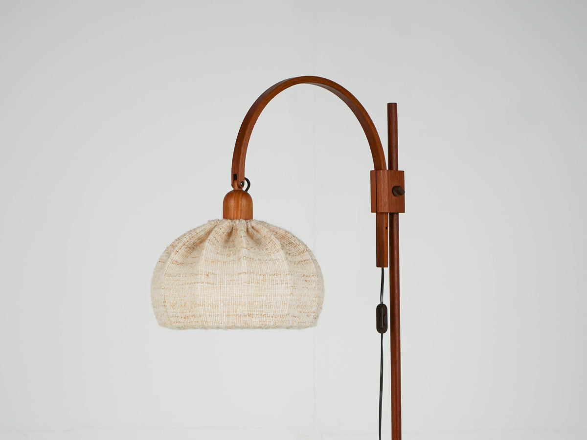 Vintage Teak Stehleuchte von Domus, Mid-Century Modern