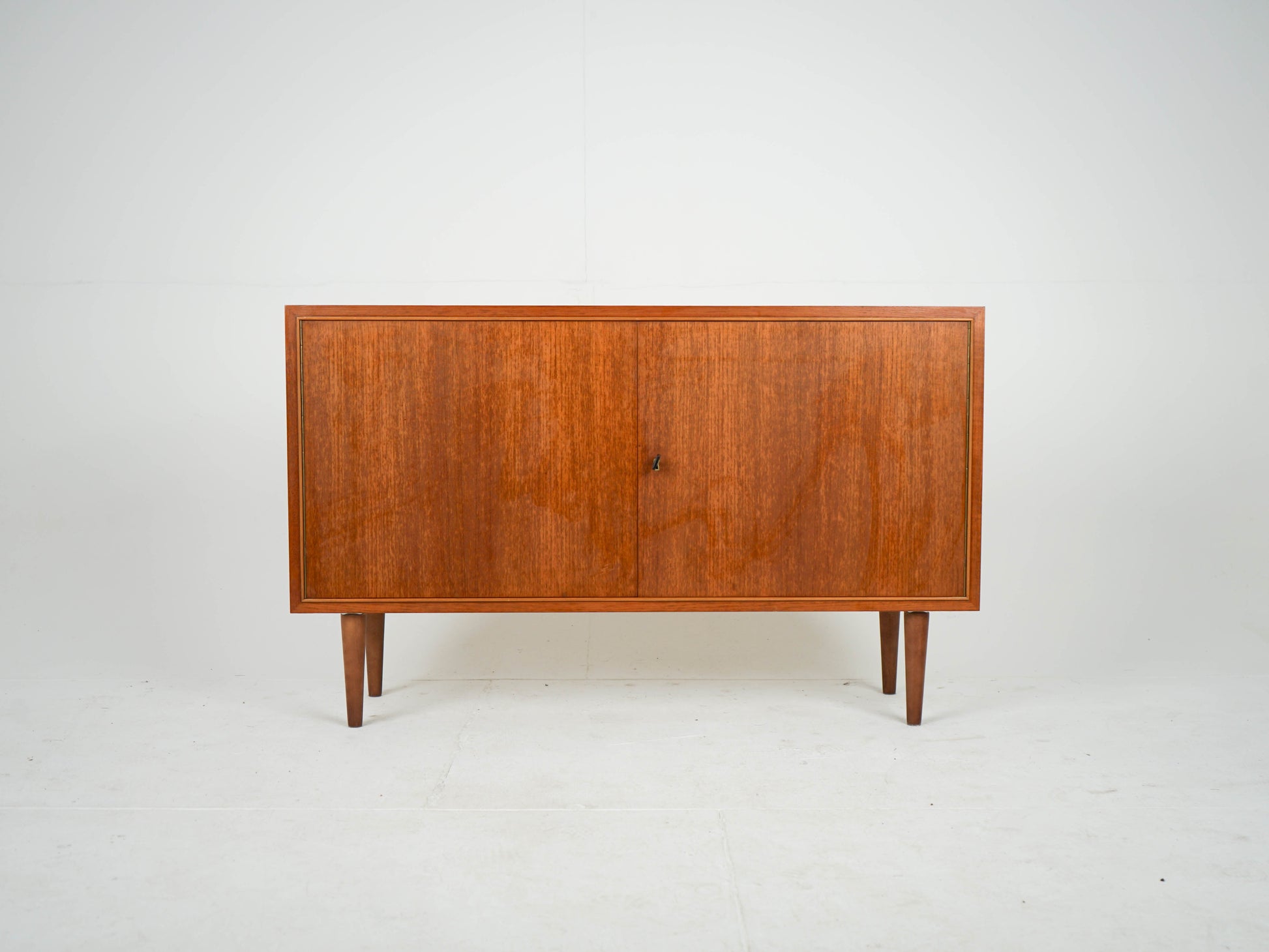 Vintage Sideboard Teak Vinylschrank Braun