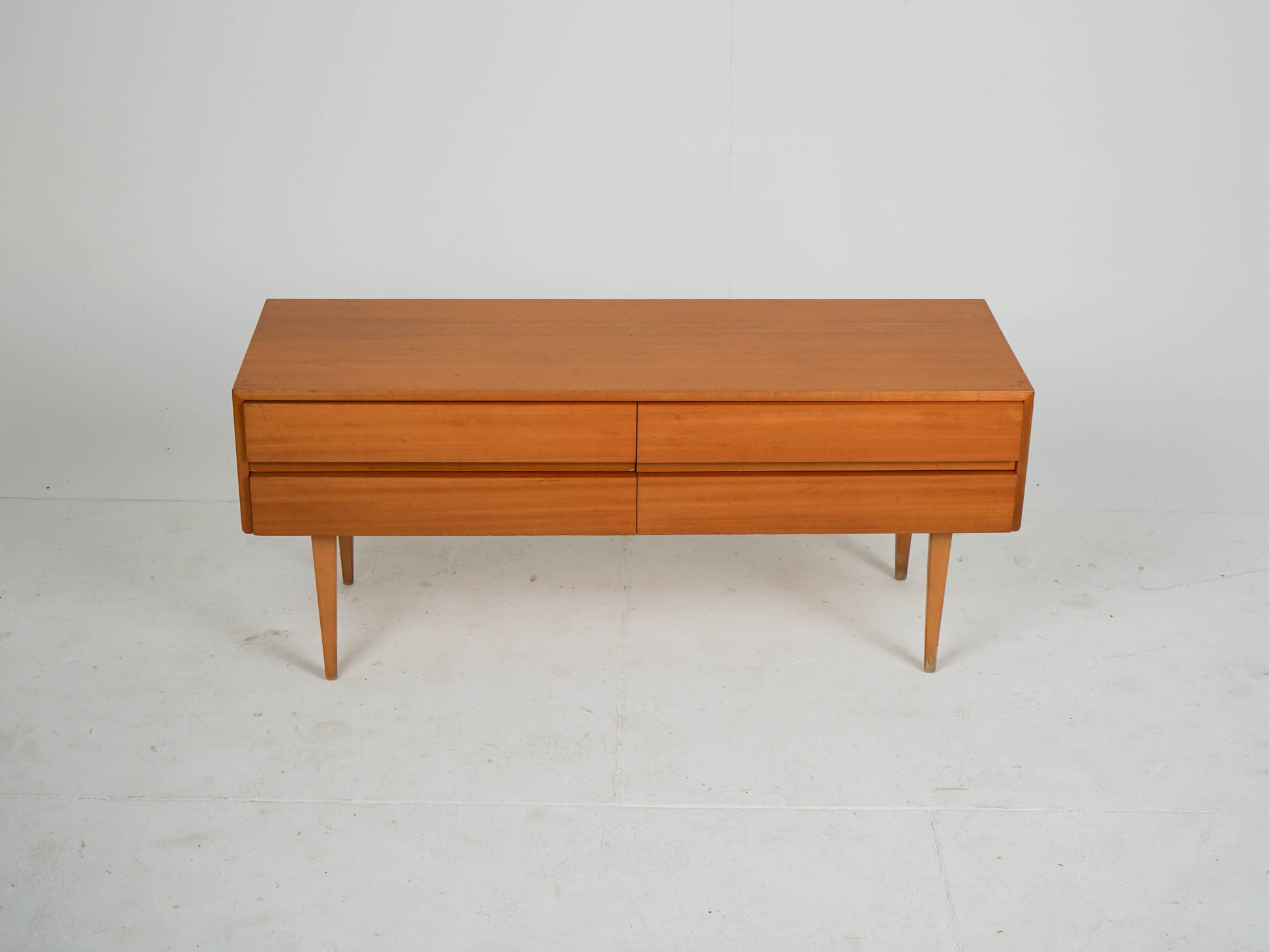 Vintage Teak Sideboard mit zwei Schubladen