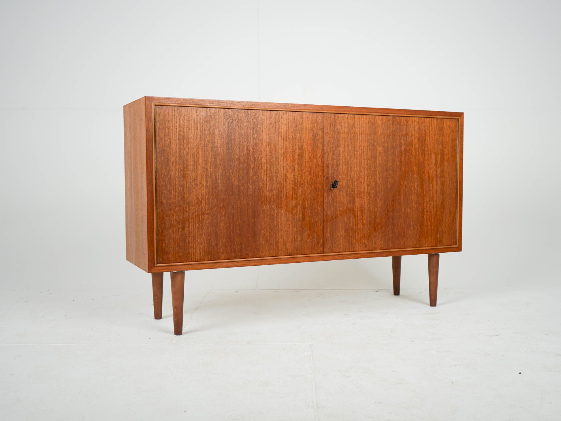 Vintage Sideboard Teak Vinylschrank Braun