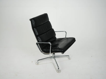 Vintage Lounge Chair EA 216 Soft Pad von Charles & Ray Eames für Hermann Miller