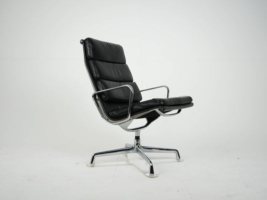 Vintage Lounge Chair EA 216 Soft Pad von Charles & Ray Eames für Hermann Miller