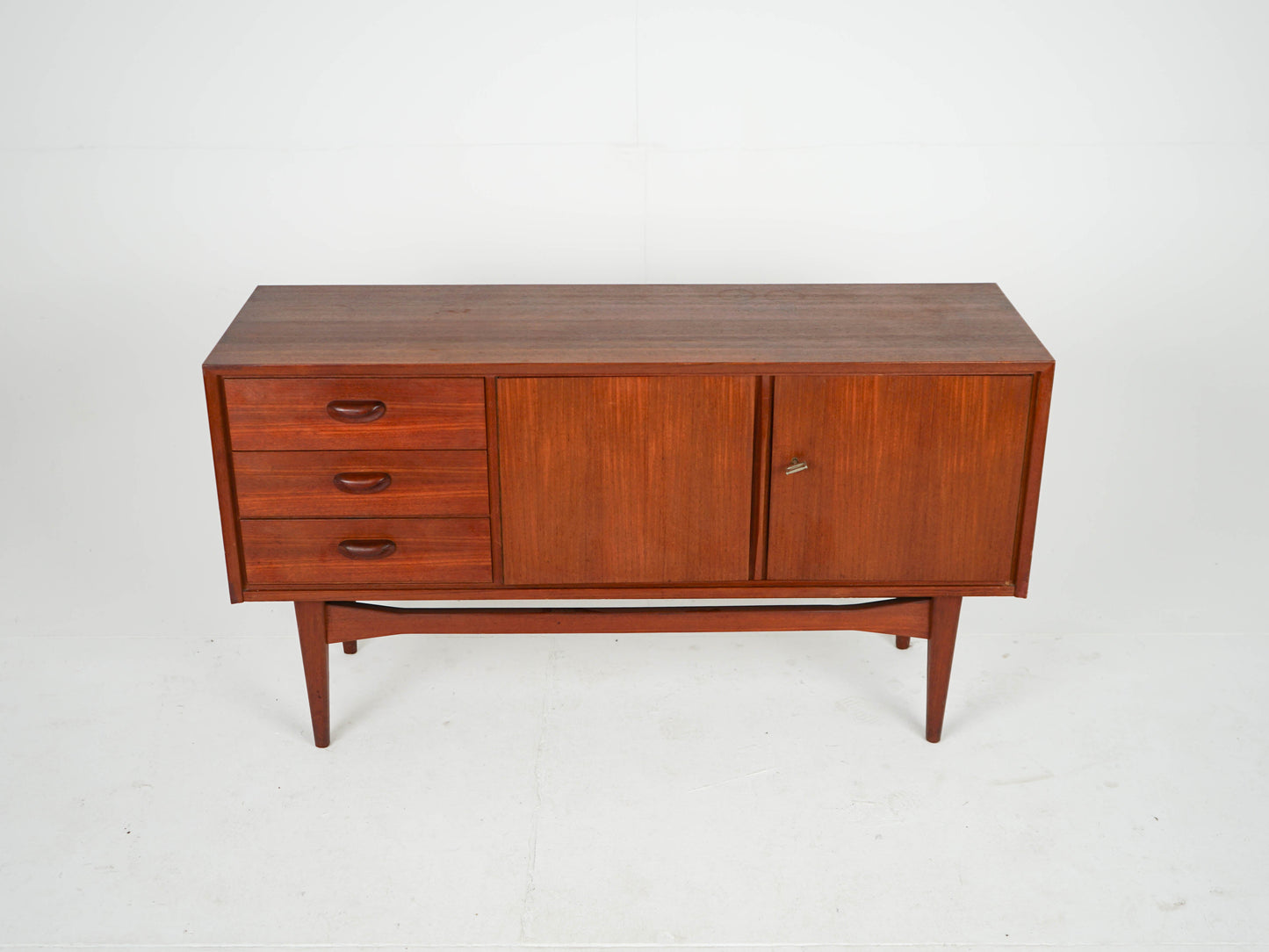 Vintage Sideboard Vinyl Attribut Teak