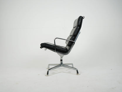 Vintage Lounge Chair EA 216 Soft Pad von Charles & Ray Eames für Hermann Miller