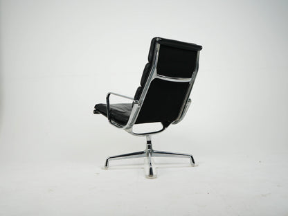 Vintage Lounge Chair EA 216 Soft Pad von Charles & Ray Eames für Hermann Miller