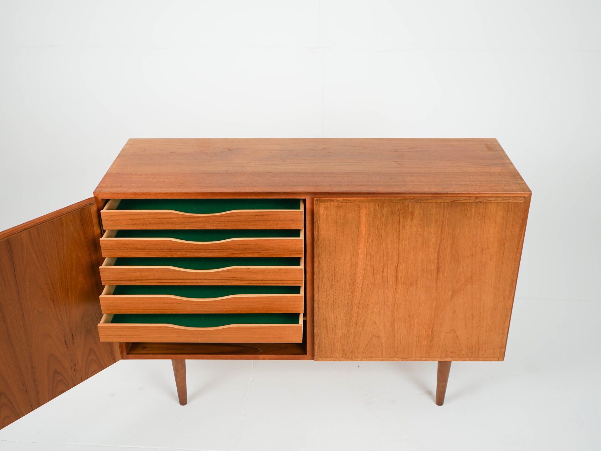 Vintage Sideboard von Omann Jun für Omann Jun Teak